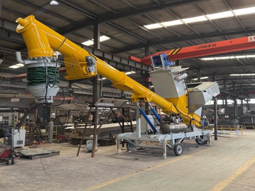 移动螺旋装车机